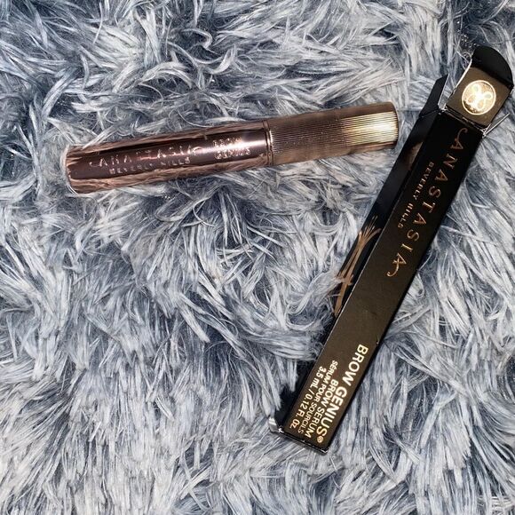 Anastasia Beverly Hills
Brow Genius Conditioning Brow Serum - Picture 1 of 7